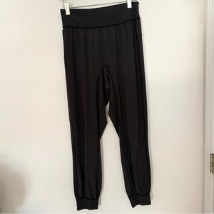 Lululemon Sun Setter Jogger 28"